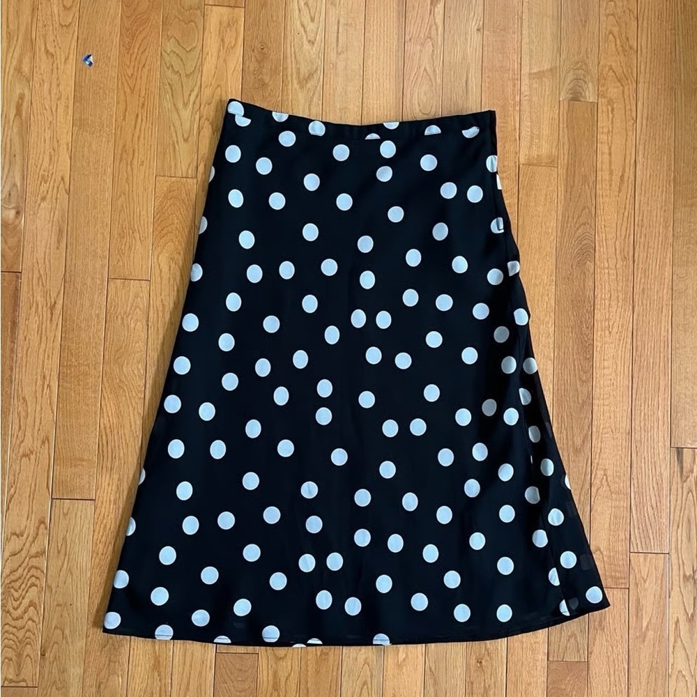 H&M Black and White Polka Dot dress Skirt size: 6